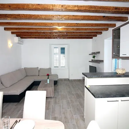 House By The Sea -