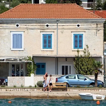House By The Sea -