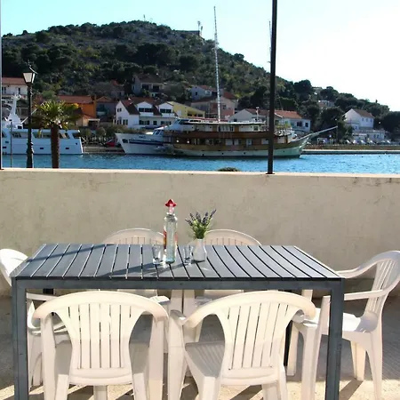 House By The Sea - Tisno