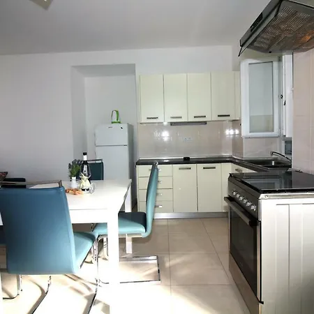 Apartamento House By The Sea - Tisno